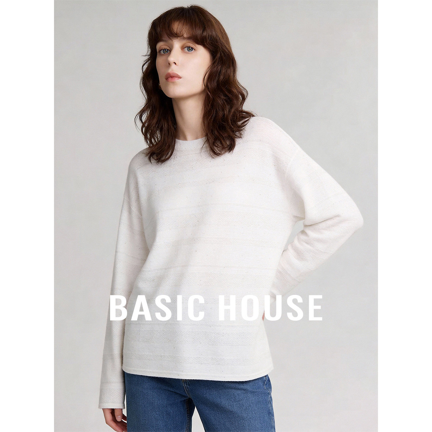 Basic House/百家好白色圆领小众设计长袖针织衫女秋宽松百搭上衣