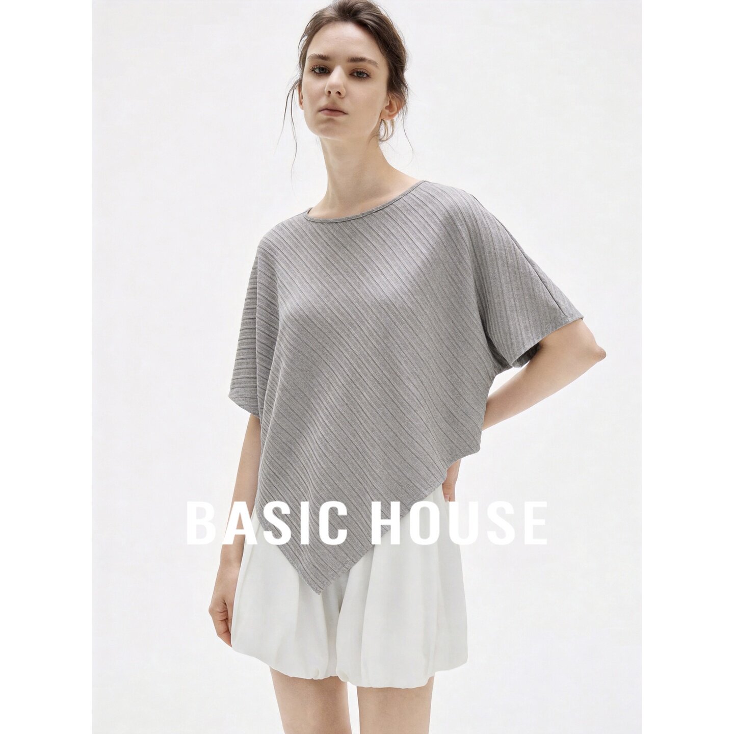 Basic House/百家好简约短袖T恤女深灰色宽松夏季新款设计感上衣