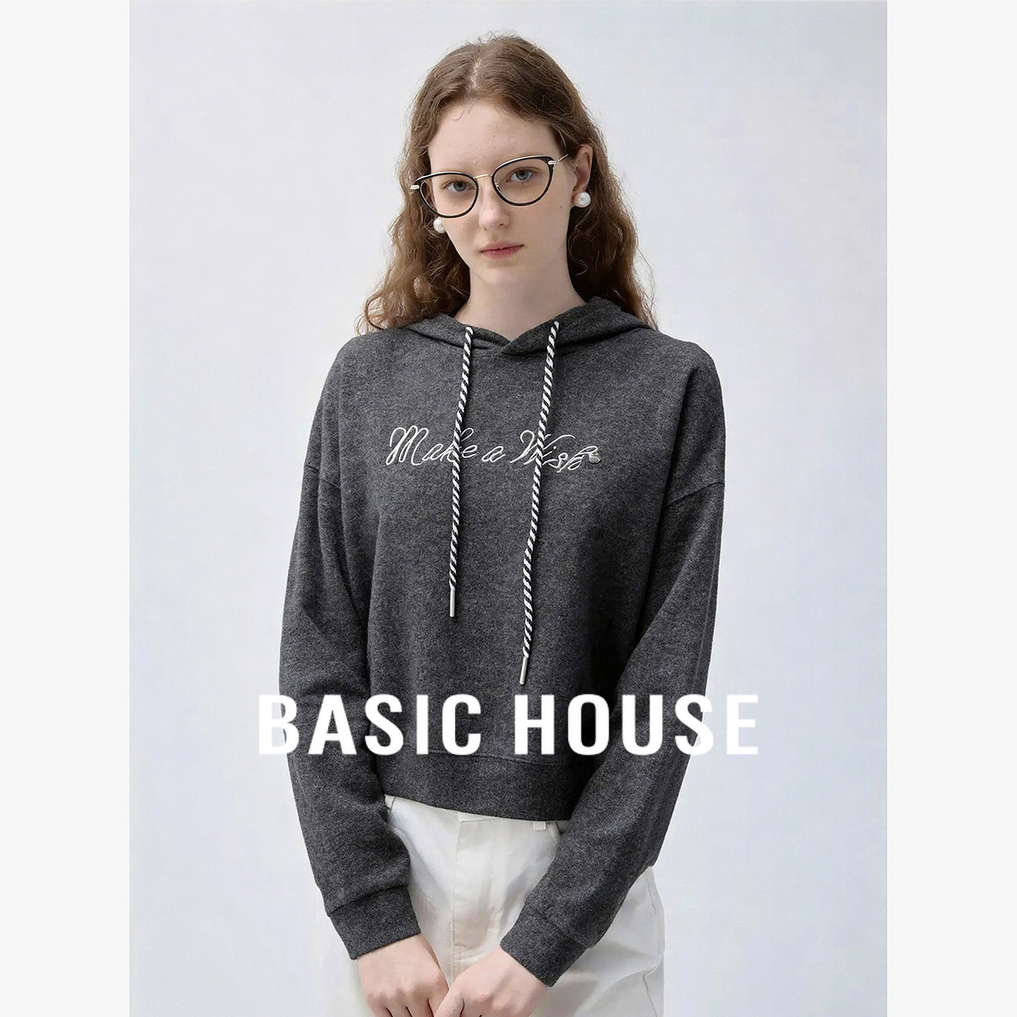 Basic House/百家好休闲运动风连帽卫衣宽松抽绳字母印花套头上衣