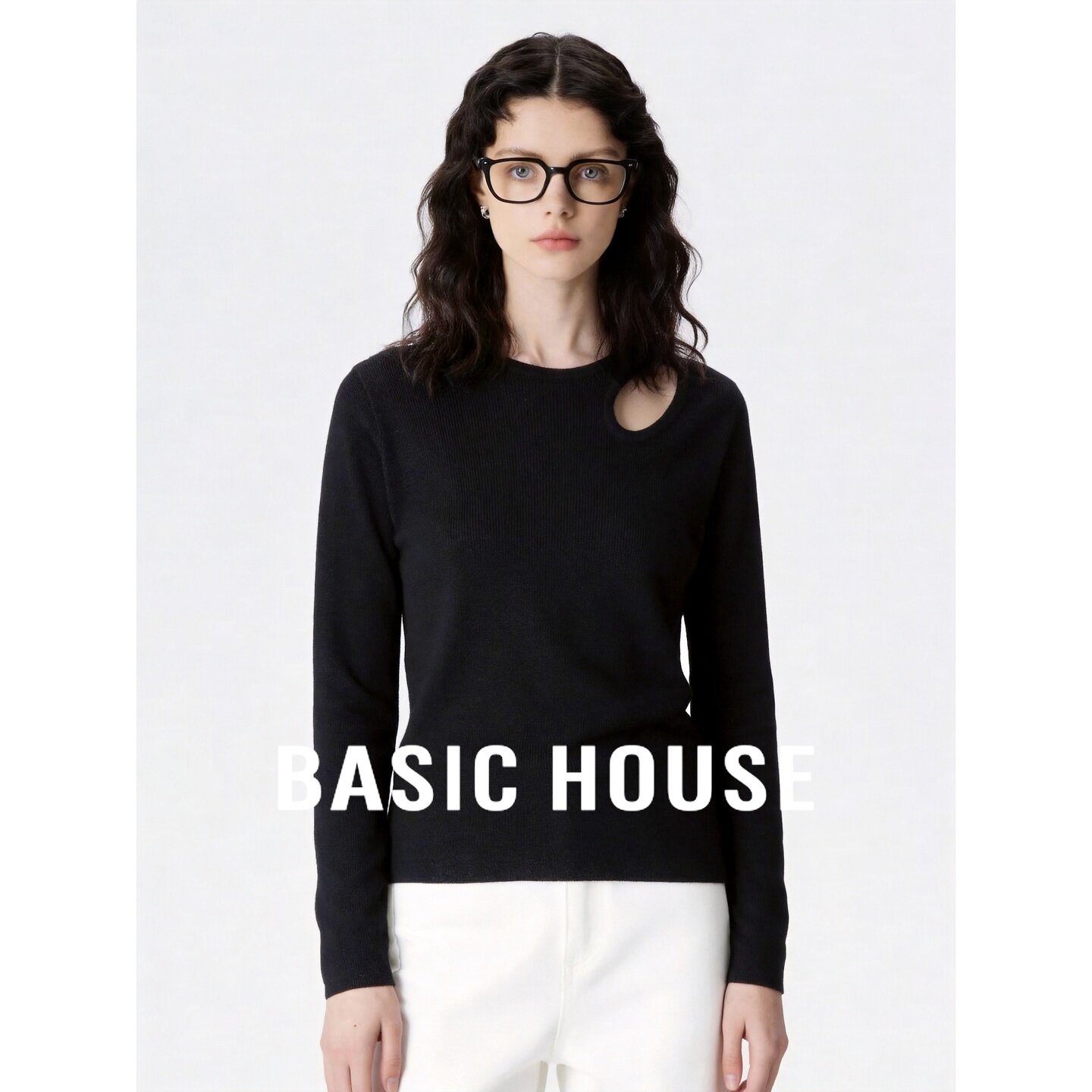 Basic House/百家好黑色圆领镂空针织衫女长袖修身设计感打底衫