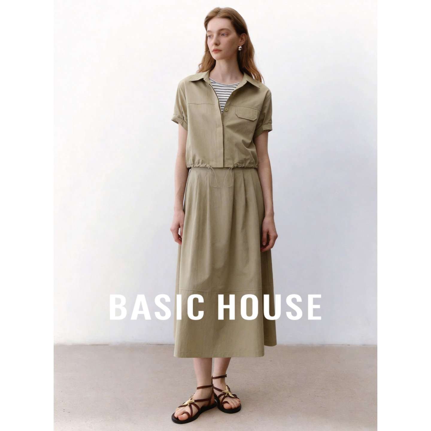 Basic House/百家好卡其色衬衫半身裙两件套女收腰显瘦工装风套装