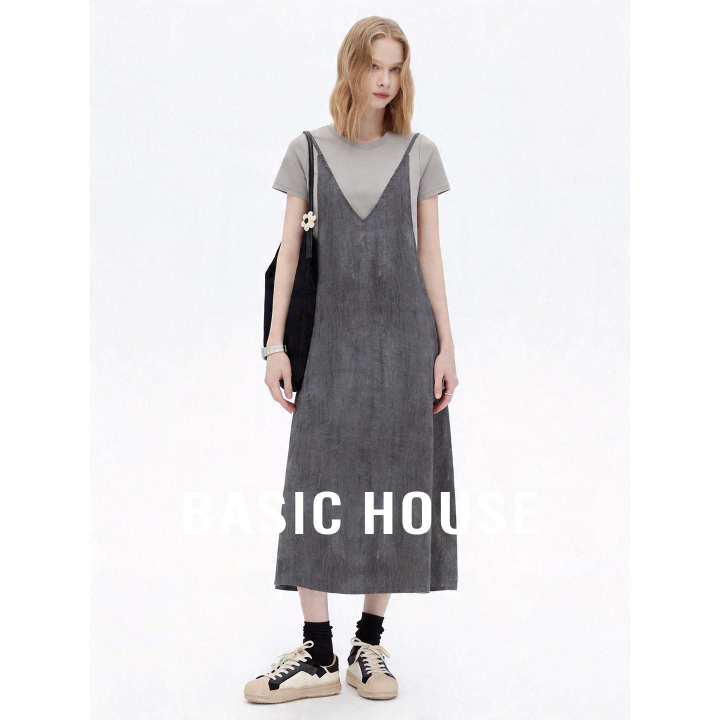 Basic House/百家好撞色拼接假两件连衣裙夏季新款气质圆领中长裙