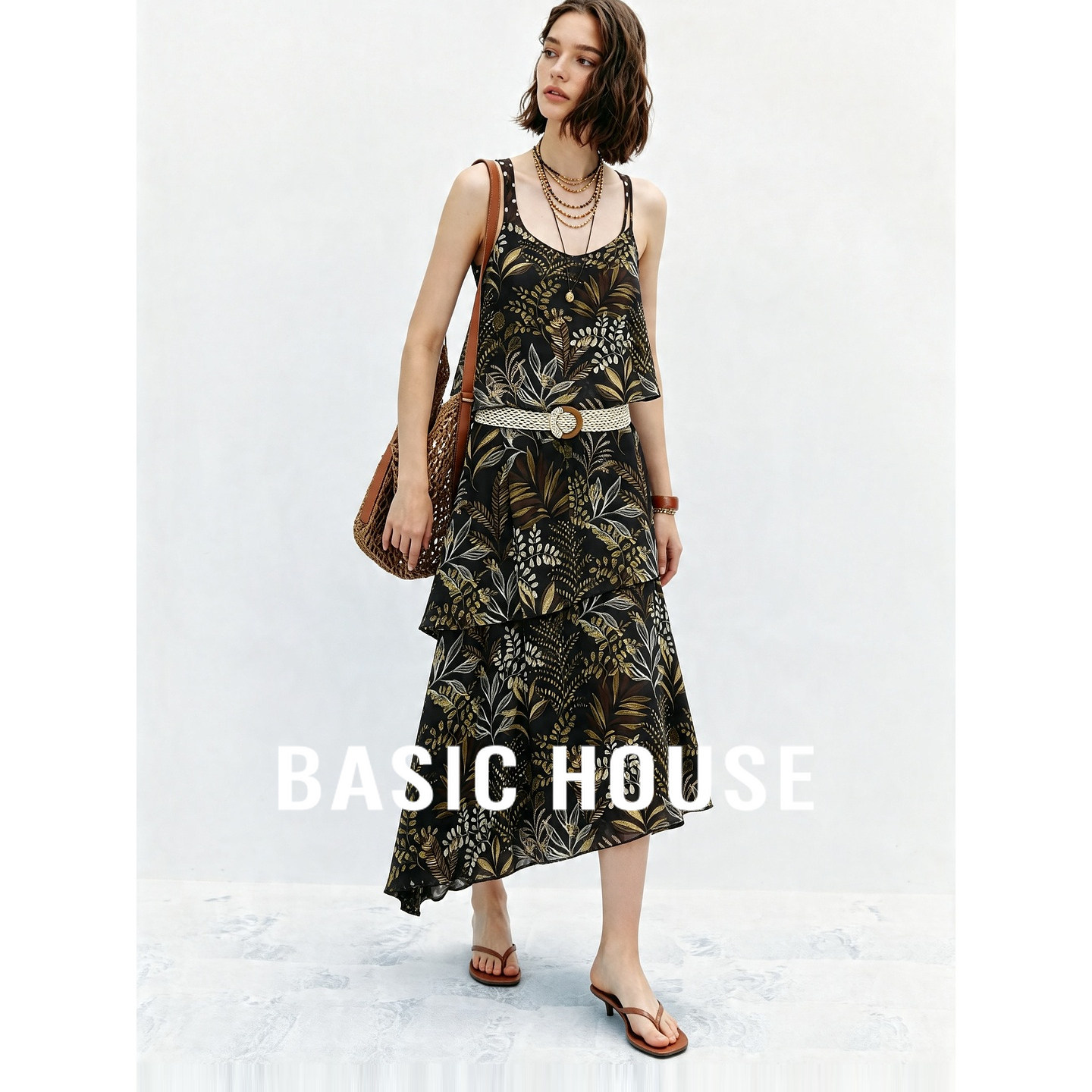 Basic House/百家好26夏季复古细肩带印花设计收腰中长款连衣裙女