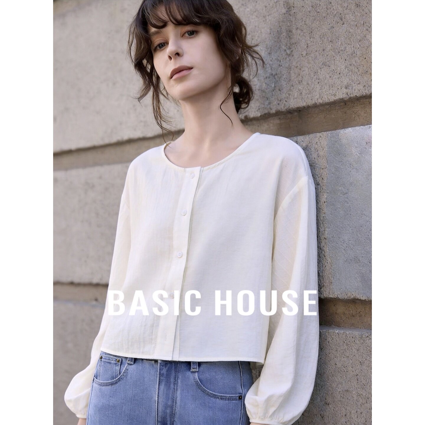 Basic House/百家好2026秋季圆领纽扣短款灯笼袖宽松衬衫女知性