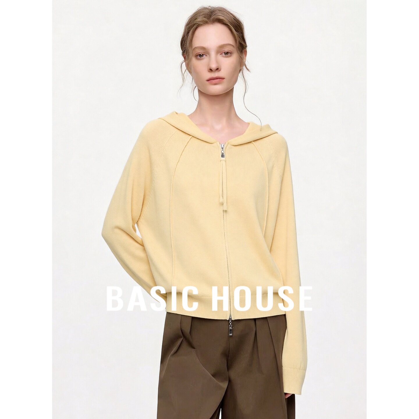 Basic House/百家好桑蚕丝连帽拉链针织开衫女宽松休闲百搭短外套