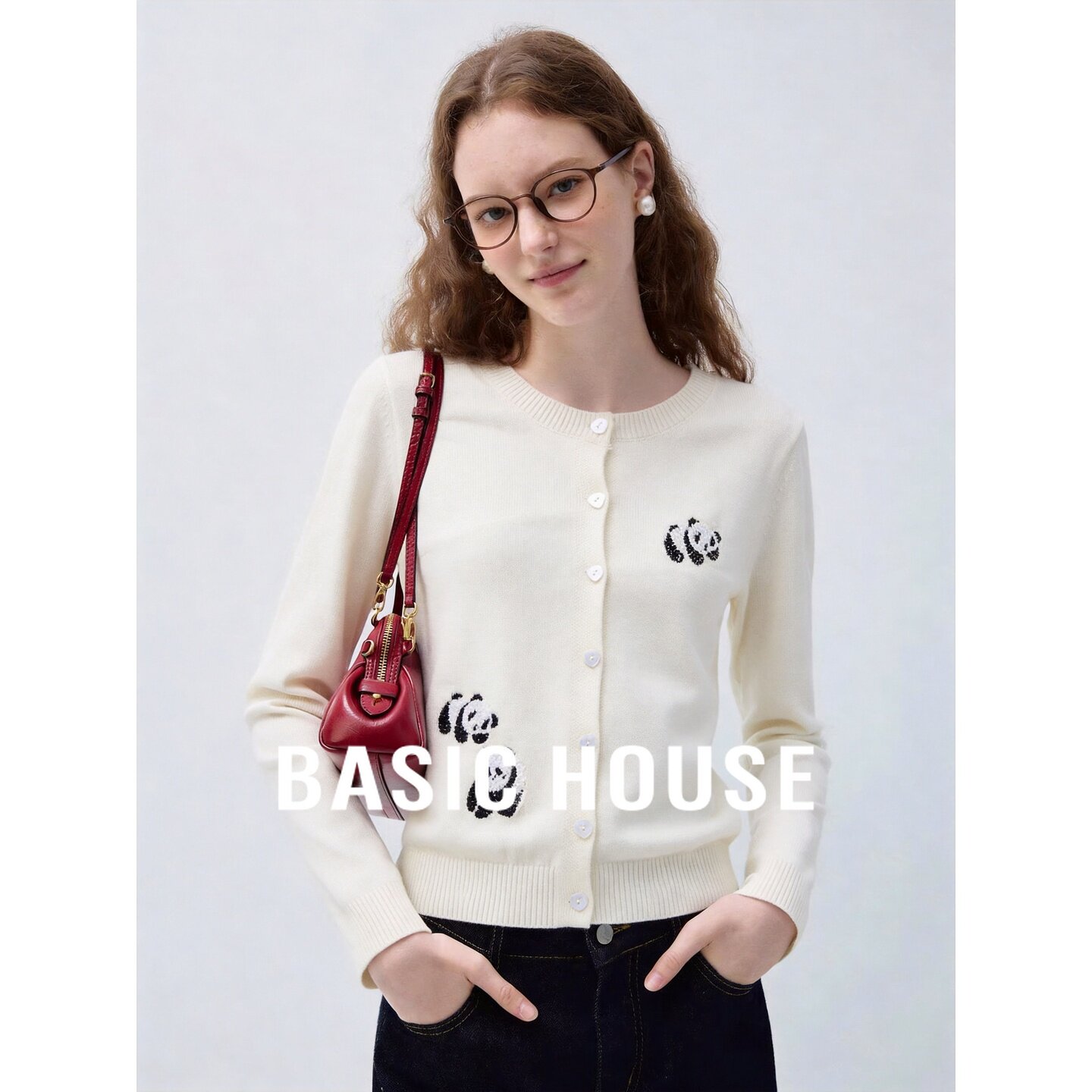 Basic House/百家好羊毛针织开衫女圆领长袖刺绣熊猫修身外套韩版
