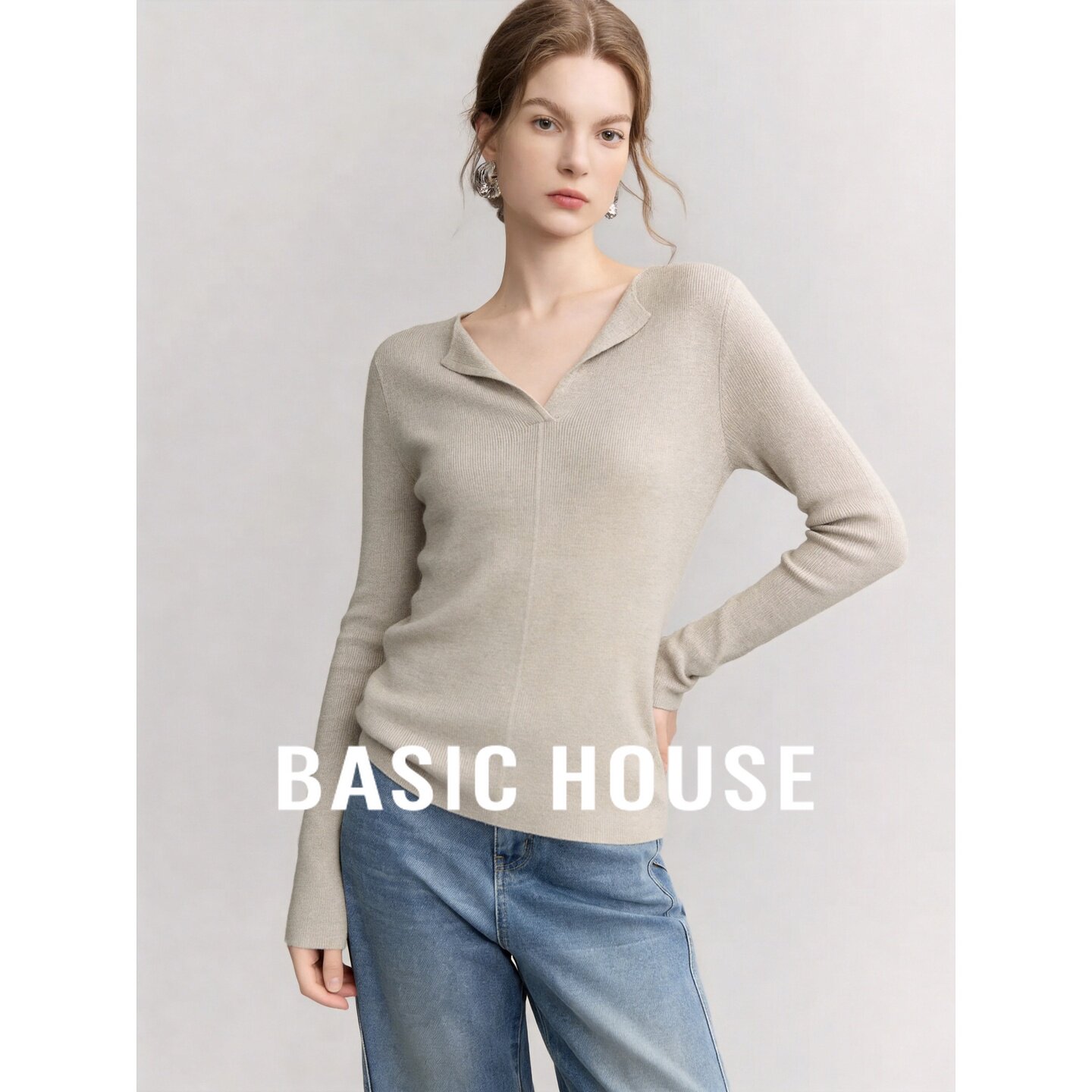 Basic House/百家好2026秋季卡其色V领螺纹优雅修身长袖女针织衫