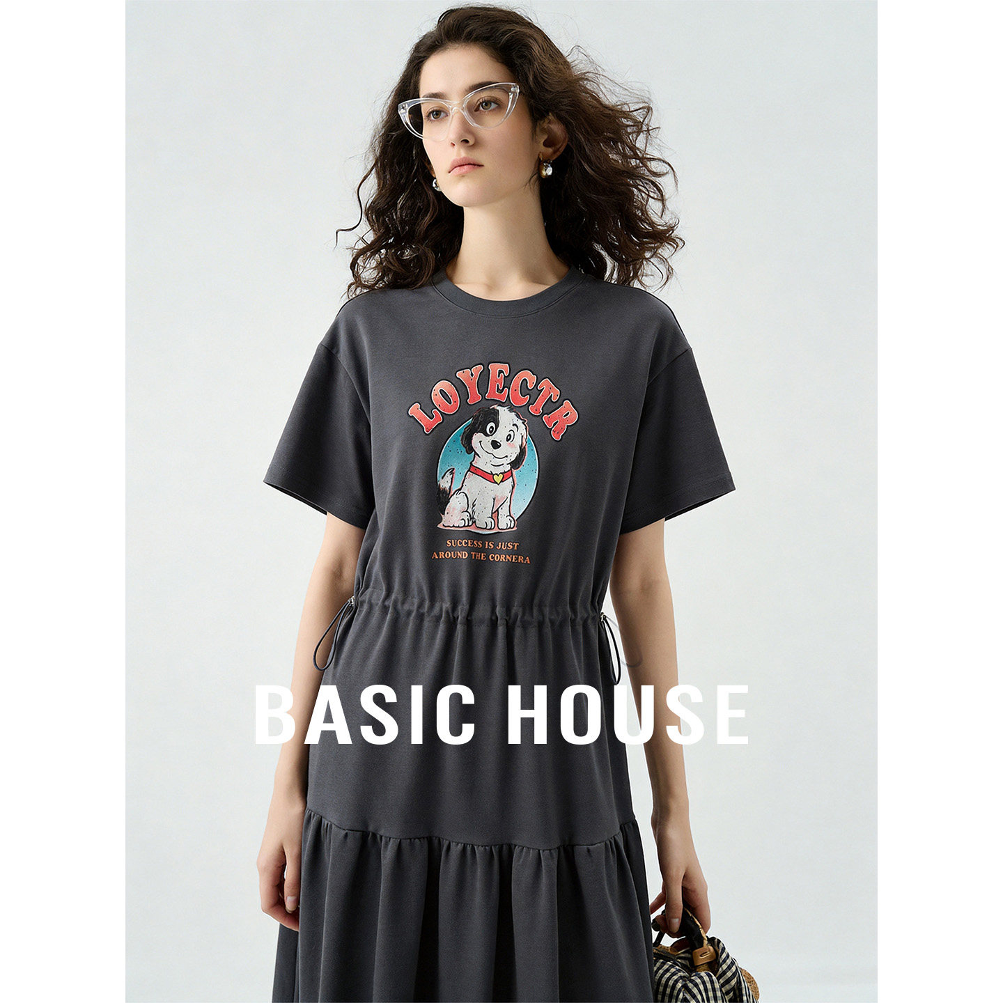 Basic House/百家好撞色印花抽绳收腰连衣裙女夏季拼接中长款裙子