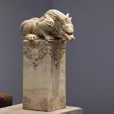 石雕汉白玉拴马桩吸水兽蚣蝮喷水兽镇水兽庭院祥云石柱子装饰摆件
