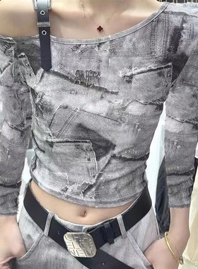 美式辣妹灰色印花不规则露肩长袖t恤女秋季新款短款独特别致上衣