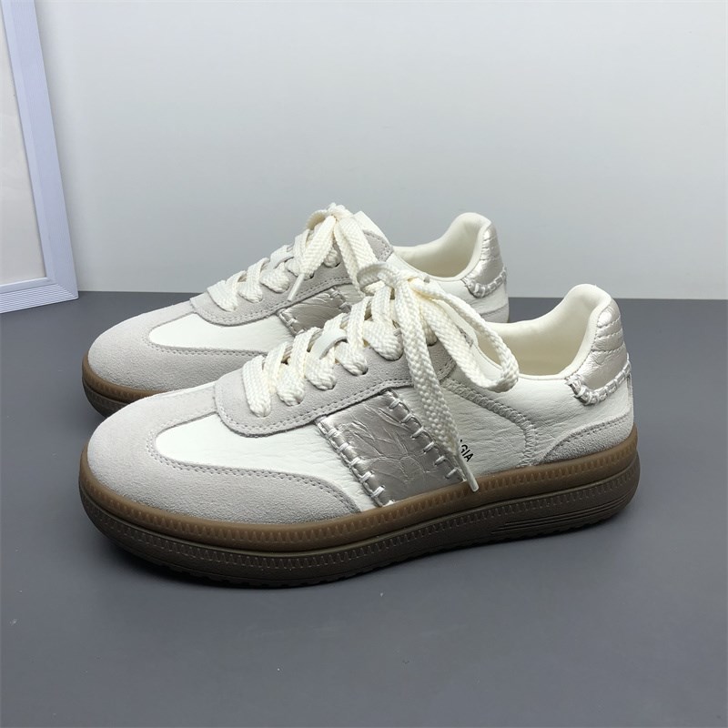 真皮小白鞋女平底板鞋2025新款时尚休闲鞋软底防滑牛皮德训鞋女鞋