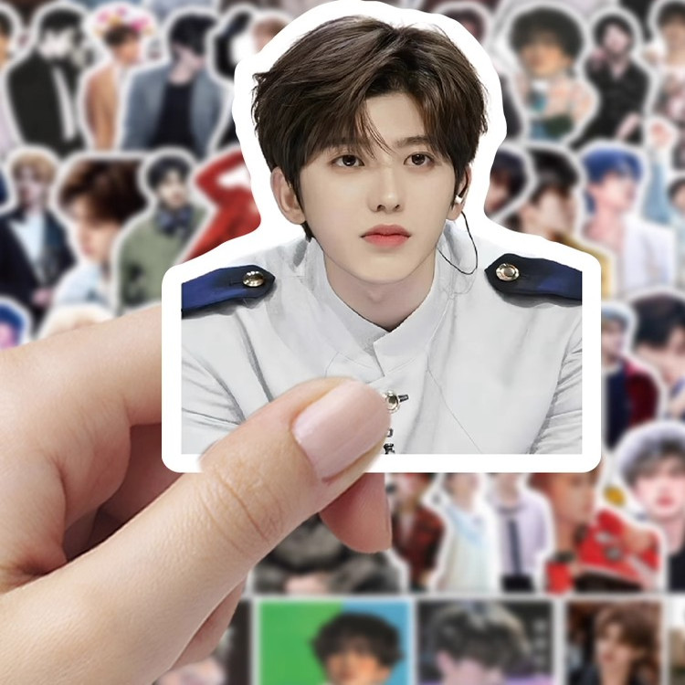 104张蔡徐坤贴纸合集明星周边女孩装饰手机行李箱手账DIY防水贴画