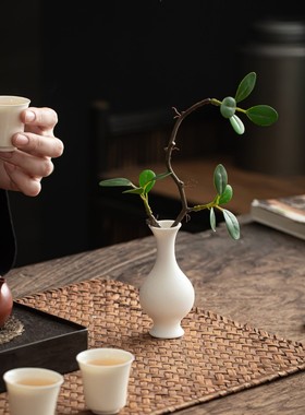 禅意陶瓷小花瓶白瓷观音玉净瓶摆件家居茶桌装饰品桌面插花花器