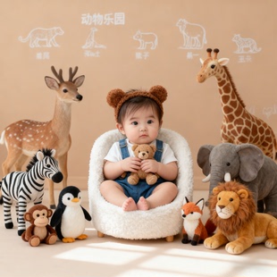 新生婴儿满月百天摄影创意写真0-3周岁男女宝宝电子照片ai精修图