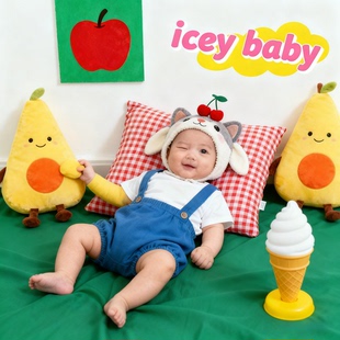 新生婴儿满月百天摄影创意写真0-3周岁男女宝宝电子照片ai精修图