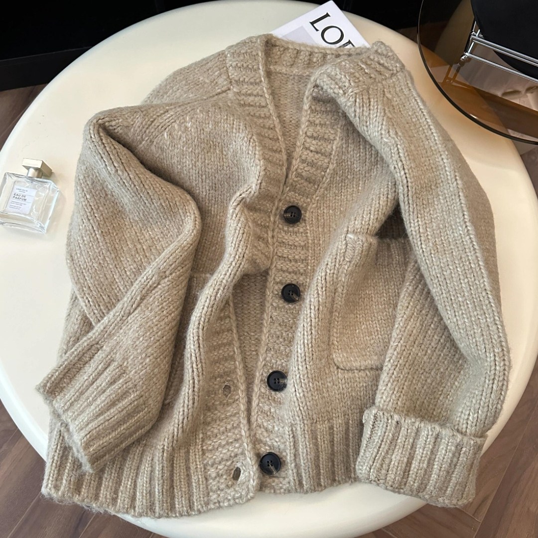 2025秋冬新款高级感洋气针织开衫