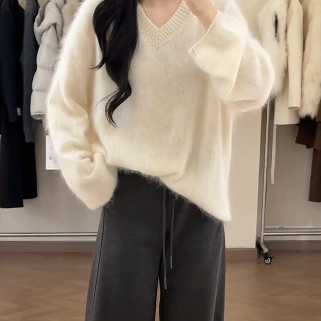 巨好看温柔气质知性风软糯宽松针织毛衣秋冬洋气简约减龄内搭上衣,女装/女士精品,大码内搭,淘宝优惠券,粉丝福利购,淘宝优惠卷