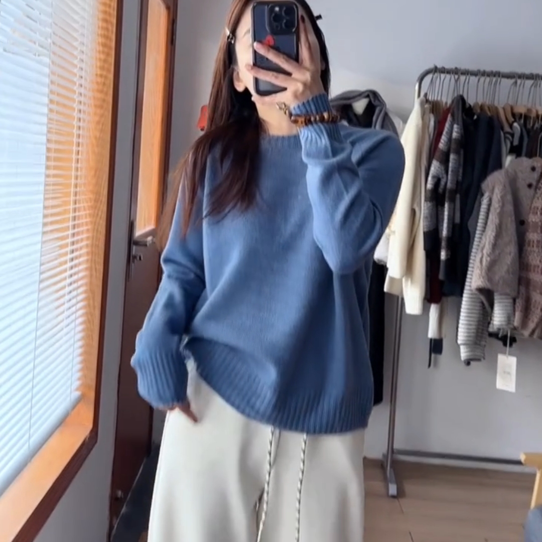 秋冬韩系显瘦蓝色圆领针织衫女潮