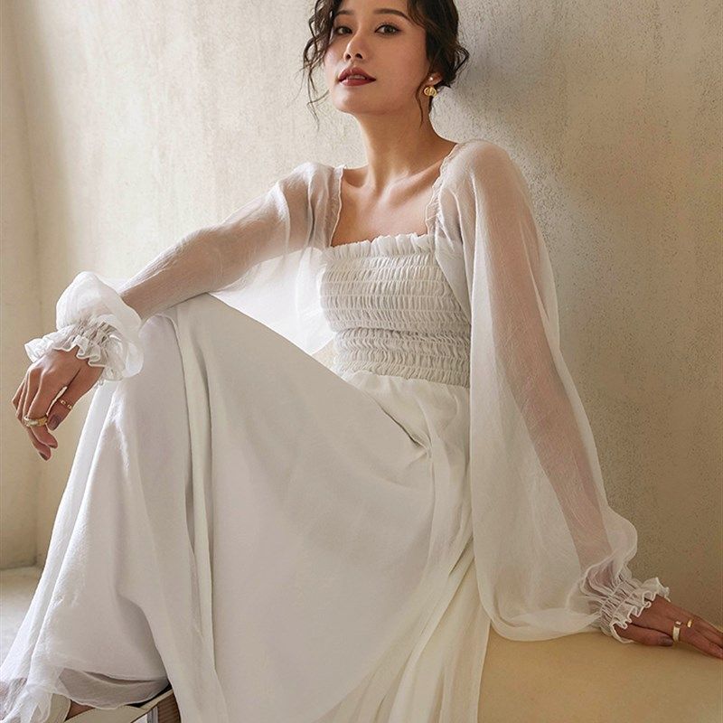 复古显瘦连衣裙夏季学生白色裙小众法式度假长袖仙女裙子雪纺长裙