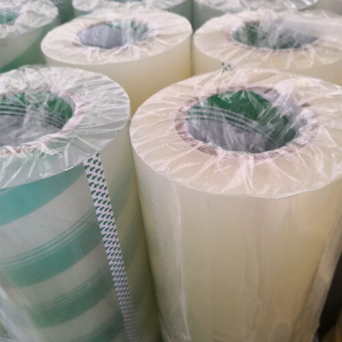 不干胶冷裱膜上光膜哑膜胶带高粘透明BOPP印刷标签覆膜机防卷亮膜