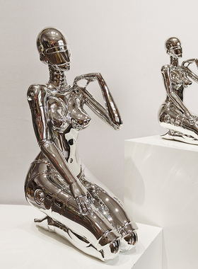 空山基女神摆件电镀银色现代抽象人物雕塑办公室客厅酒店软装饰品