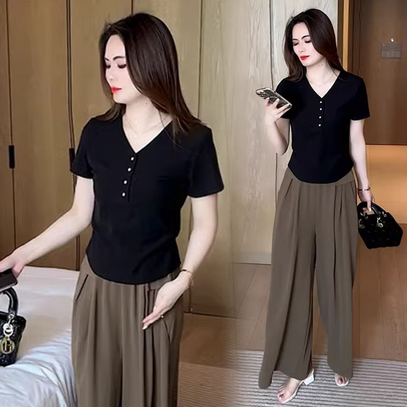 黑色短袖T恤女夏装2025今年流行新款时尚气质V领修身显瘦体恤上衣