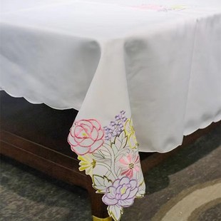 刺绣餐桌布长方形布艺棉麻茶几布盖巾田园家用六人桌130x180米色