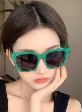 韩版个性绿色复古方n形墨镜女潮级感街拍夏季大脸显瘦太阳眼镜男