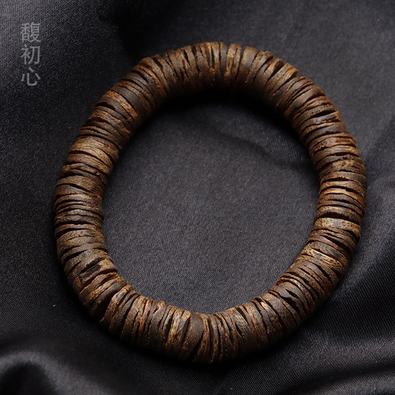 高端奇楠沉水沉香手串保真老料棋楠佛珠男随型药片珠女木质手链