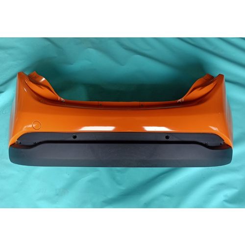 丽驰V5 V6 V9 E9电动汽车后保险杠后杠 丽驰电动轿车后护杠后外壳