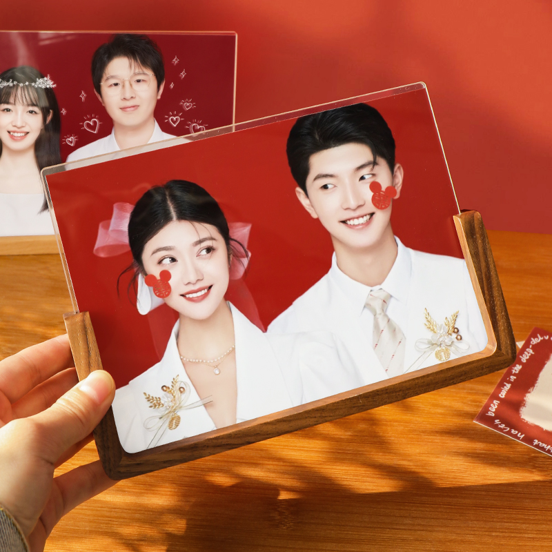 结婚证相框海马体婚姻登记照摆台夫妻婚纱照洗照片高级感纪念礼物