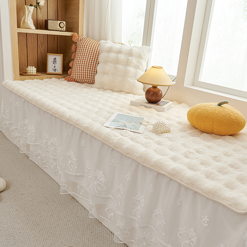 蕾丝公主风飘窗垫窗台垫轻奢高级感加厚防滑兔毛绒阳台垫毯子定制