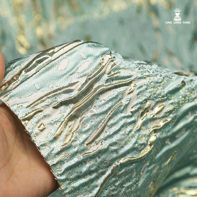 立体鎏金织锦缎闪光复古藏金肌理提花布料廓型礼服汉服设计师面料
