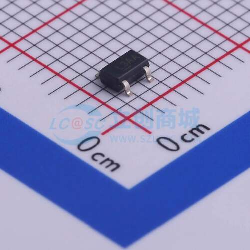线性稳压器(LDO) MIC5233YM5-TR SOT-23-5 原装正品