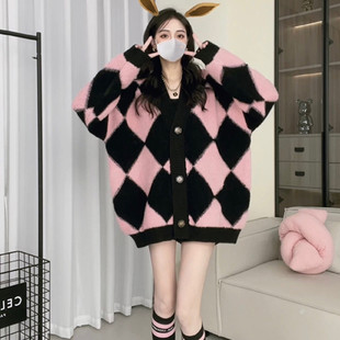 慵懒风菱格粉色毛衣女秋冬季2023新款爆款针织开衫外套设计高级感
