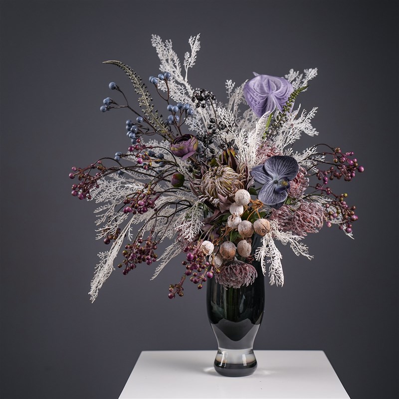 侘寂风婚礼室内餐厅绢花花卉仿真新娘手捧花家居软装摆设