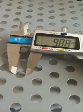 镀锌冲孔板洞洞板定制墙面装修穿孔板烤漆圆孔金属板机器网罩