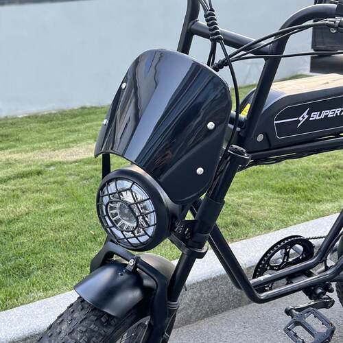 super73电动车挡风玻璃凯旋T100覆古前大灯风挡改装挡风板装饰罩