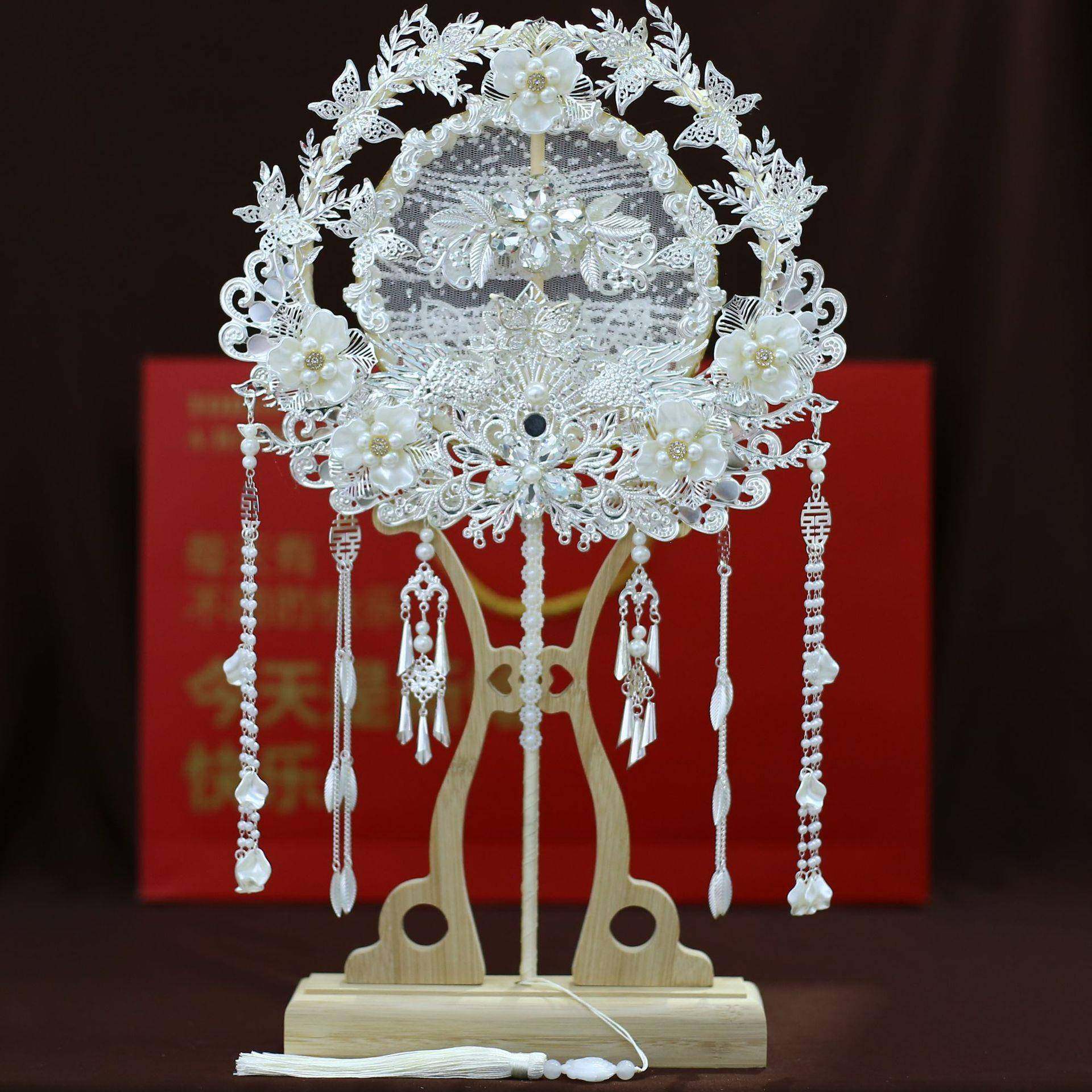 新娘结婚秀禾服团扇新中式双面成品遮面白月光成品喜扇团扇9506,模玩/动漫/周边/娃圈三坑/桌游,模型制作工具/辅料耗材,淘宝优惠券,粉丝福利购,淘宝优惠卷