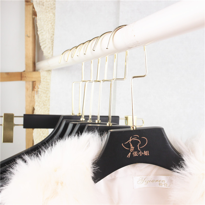 定制黑色实木衣架批發成人男装女装童装服装店防滑衣柜木质衣服架