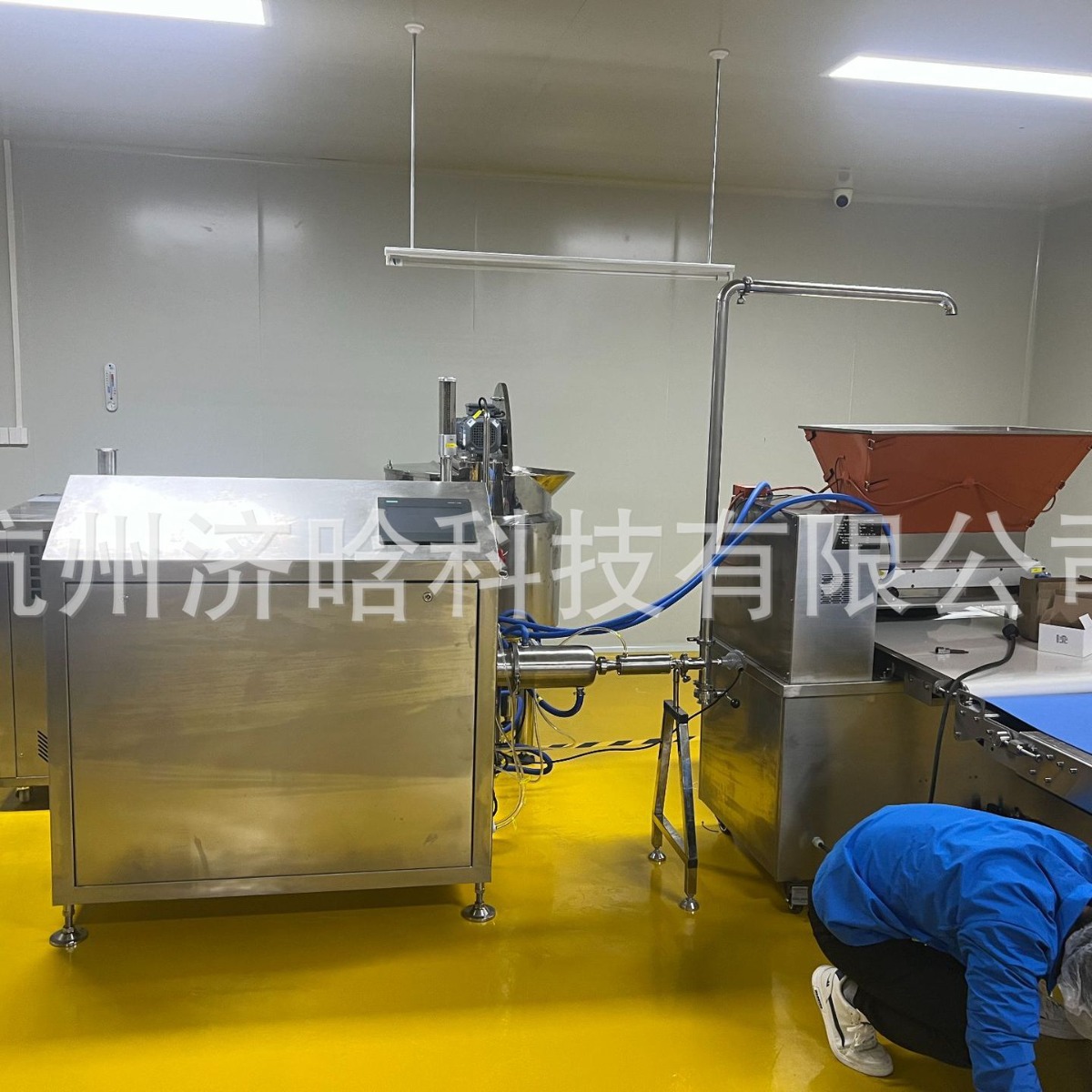 雪花酥充气打发机,充气牛轧糖搅拌打发机,充气棉花糖生产线设备