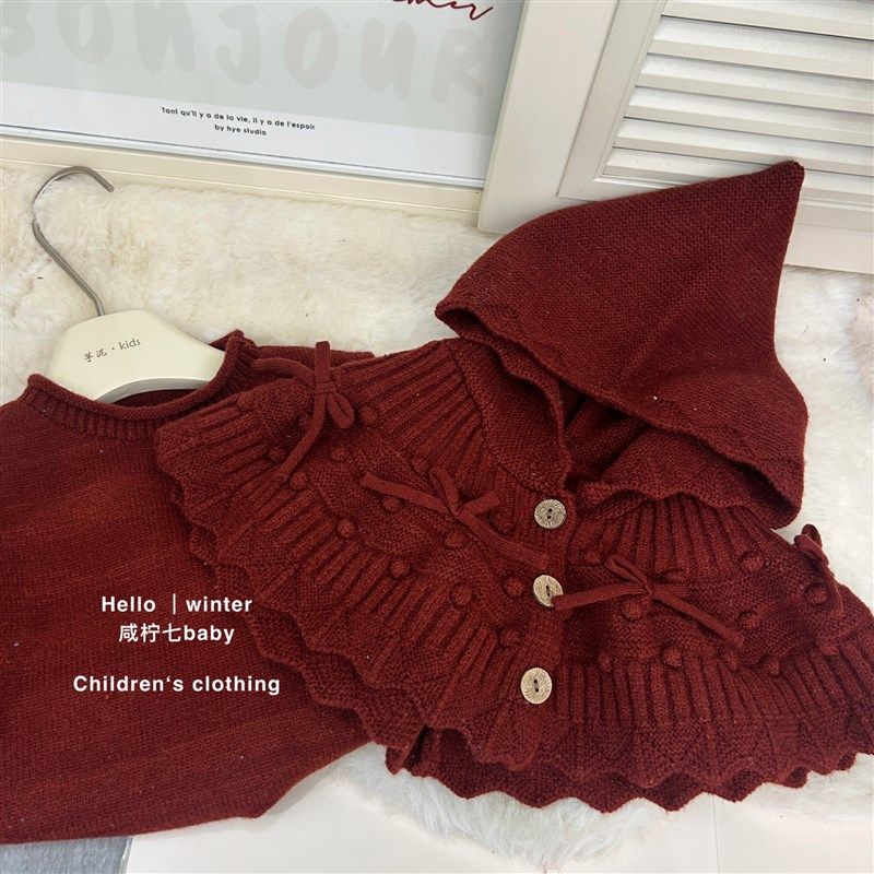 咸柠七女童毛衣过年服圣诞新年红色上衣连帽蝴蝶结斗篷儿童针织衫
