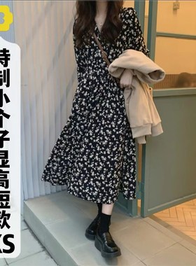 145小个子法式复古黑色碎花v领连衣裙150cm长袖收腰中长裙xs码春