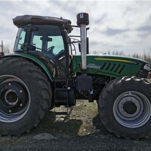 迪尔津拖特拉克拖拉机驾驶室玻璃