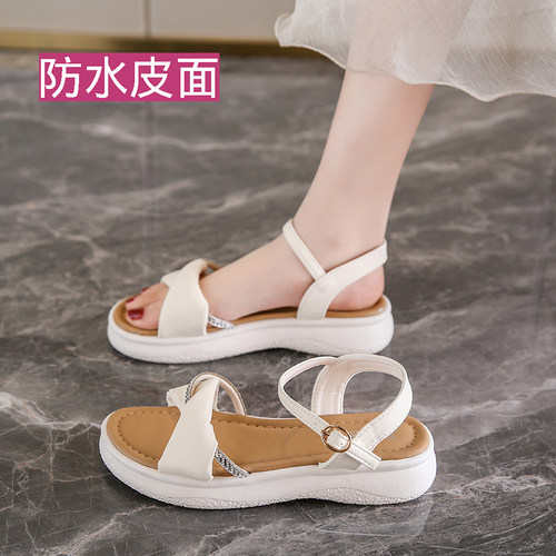 夏季皮面防水凉鞋女m2025新款孕妇外穿轻便软底沙滩鞋防滑百搭凉