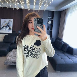 大码 T恤打底衫 女装 新款 清冷显瘦 胖mm2024年早秋秋冬季 艺术花朵