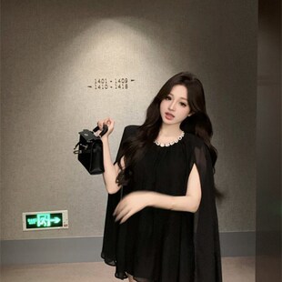 富家千金气质斗篷绝美黑色钻链高级感气质雪纺飘逸好看垫肩上衣女