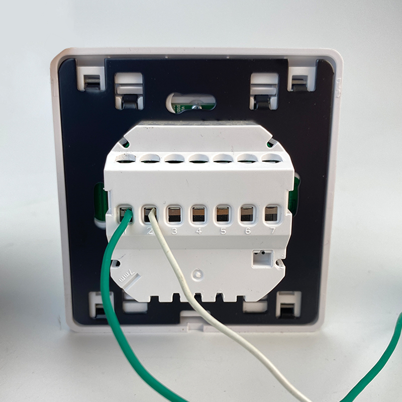 水地暖通用分集水器电热执行器温控面板集中供暖单独供暖专用温度