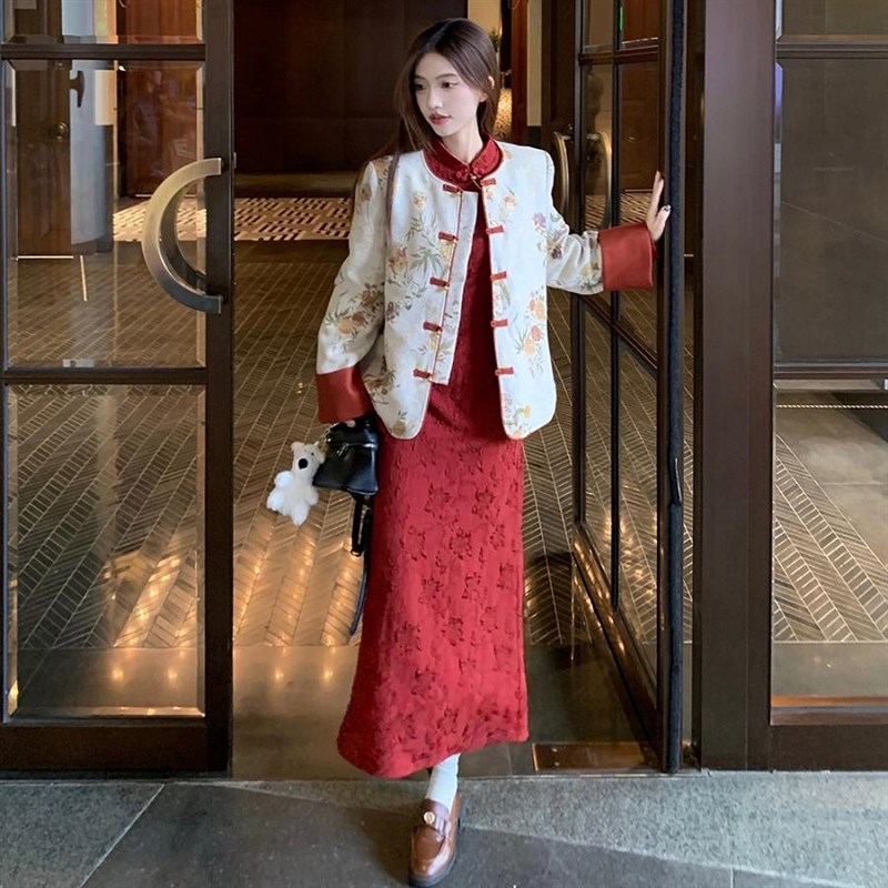 大码胖mm新中式国风盘扣提花外套红色旗袍连衣裙女秋冬气质两件套