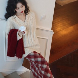 大码港风复古毛呢半身裙女秋冬裙胖mm菱格小个子包臀裙格子中长裙